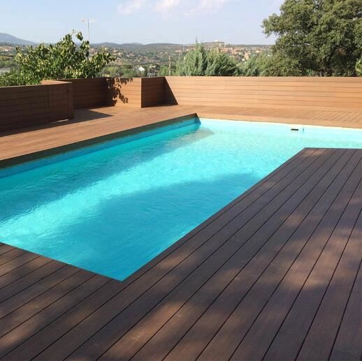 Poolside detail